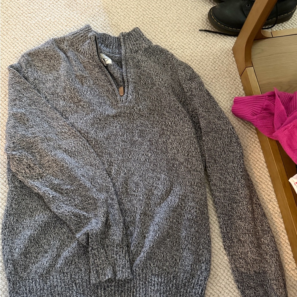 St. John's Bay Gray Knit V-Neck Sweater